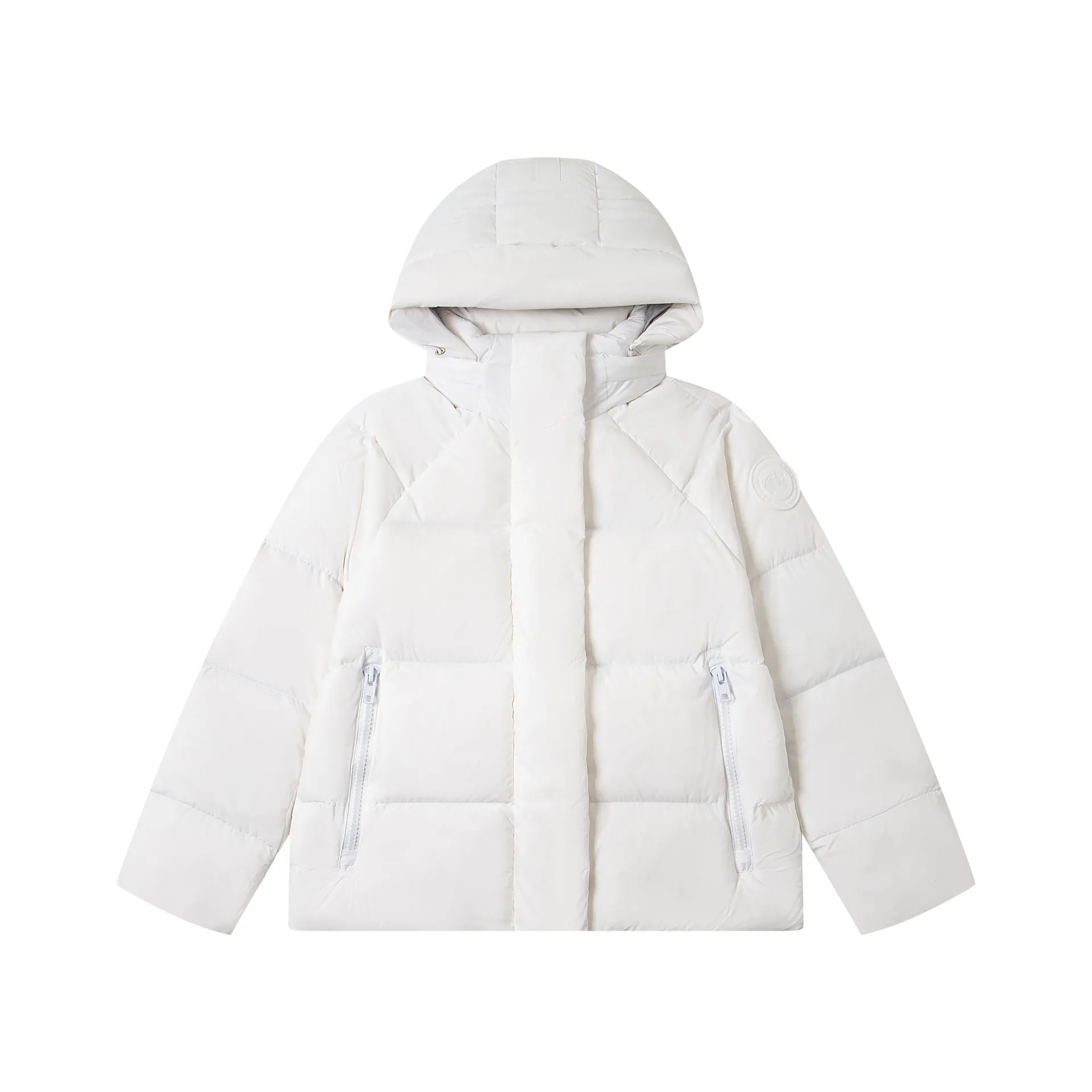 P770 model number: G124 Canada Goose PASTELS series new Parker couple's hooded down jacket 1️⃣The fabric is made of soft EnduraLuxe fabric, which enhances the durability of easy-to-wear parts, is lightweight and durable; the inner liner is made of anti-velvet gallbladder, which is comfortable and soft without velvet. It has a detachable hood, can be adjusted in two directions, and is also filled with down, which brings greater softness and wrapping around the head and neck, and is full of warmth. This parka features white trim on the back and sides, and the hardware locks are all original and custom-made to match the muted fabric color. Goose label: The official website’s new series of silicone material labels, non-embroidery labels. 2️⃣It is very youthful and energetic, and can be easily worn by both men and women. It is very in line with the fashion aesthetic concepts of today's young people! 3️⃣ A full set of customized accessories, complete with three standards, same style for men and women, a must-have for couples! Color: black, white, pink, stone gray, water-soluble blue Size: XS, S, M, L